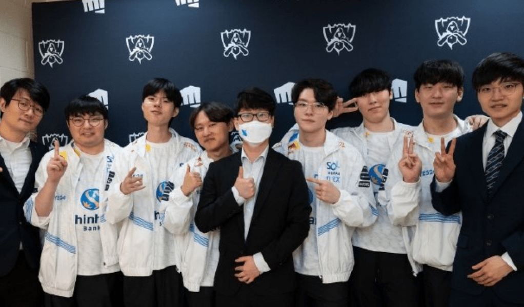 s12决赛落幕,faker力挺deft,edg厂长被羊驼点名_pyosik_全球_kingen