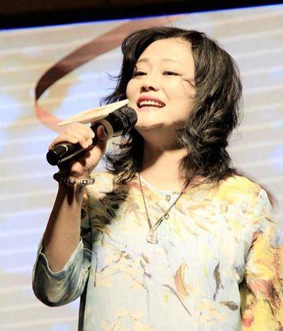 千百惠高调晒大陆居民身份证 却被网友讽刺加入何静婚姻_高大林_时候