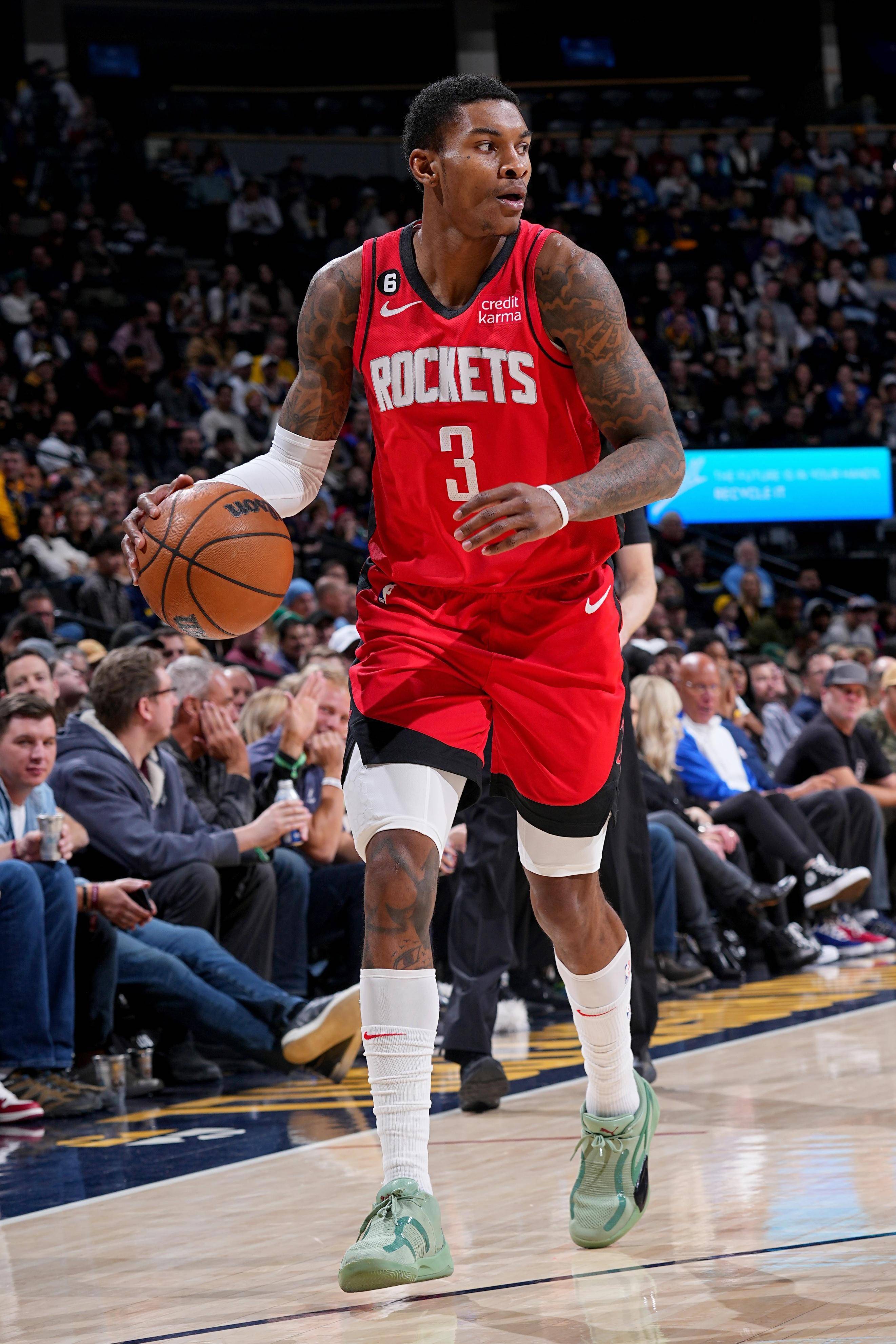 火箭队开始做出改变,塞拉斯将进攻移至绿神晶_格林_波特_比赛