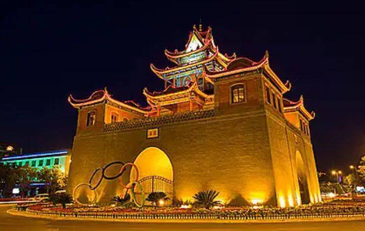 宁夏:渐渐出现在大众视野的美景_银川_湿地_鼓楼