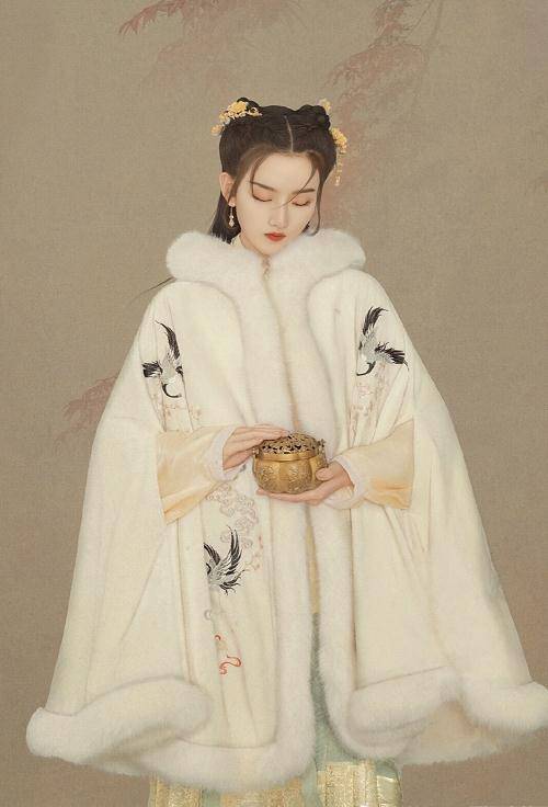 19岁张子枫碰到22岁宋祖儿,同穿汉服,一个小家碧玉一个大家闺秀_气质