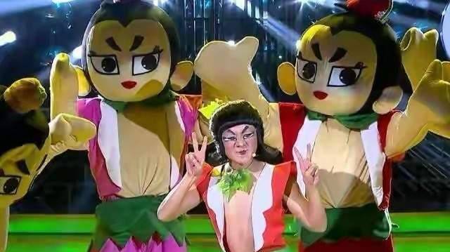 王祖蓝模仿阿朵可乱真,从tvb离巢后,靠超强模仿能力闯出新路_表演