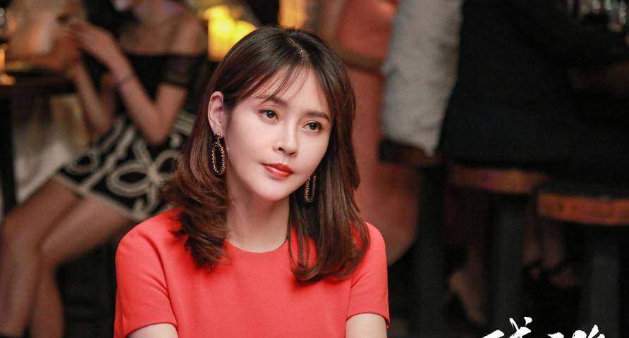 "罗小贝"于明加:被父母逼着相亲,嫁普通丈夫生两个女儿很幸福_胡俊