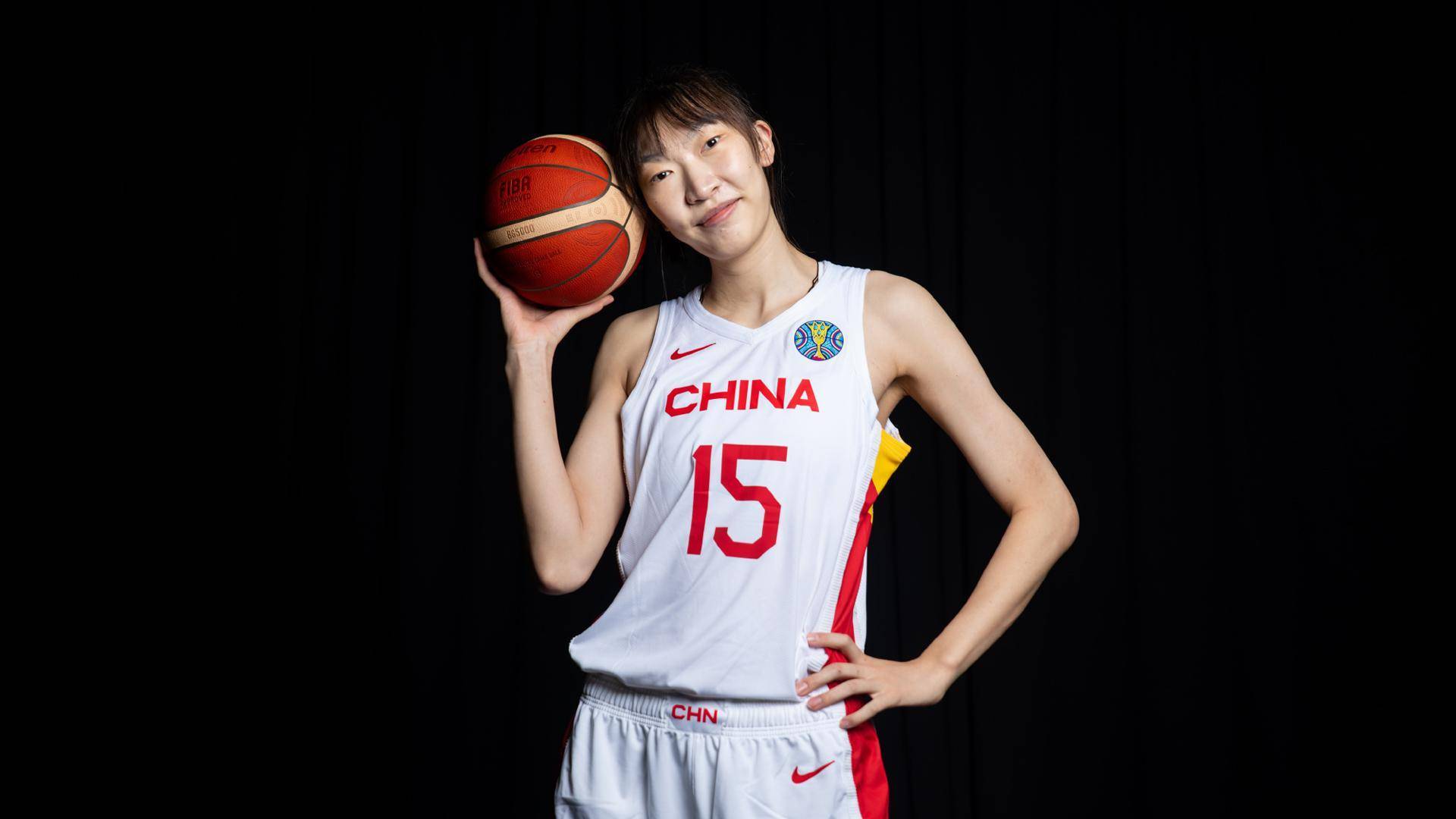 李梦是几十年难遇的篮球奇才,她在女篮世界杯里尽显领袖魅力_比赛