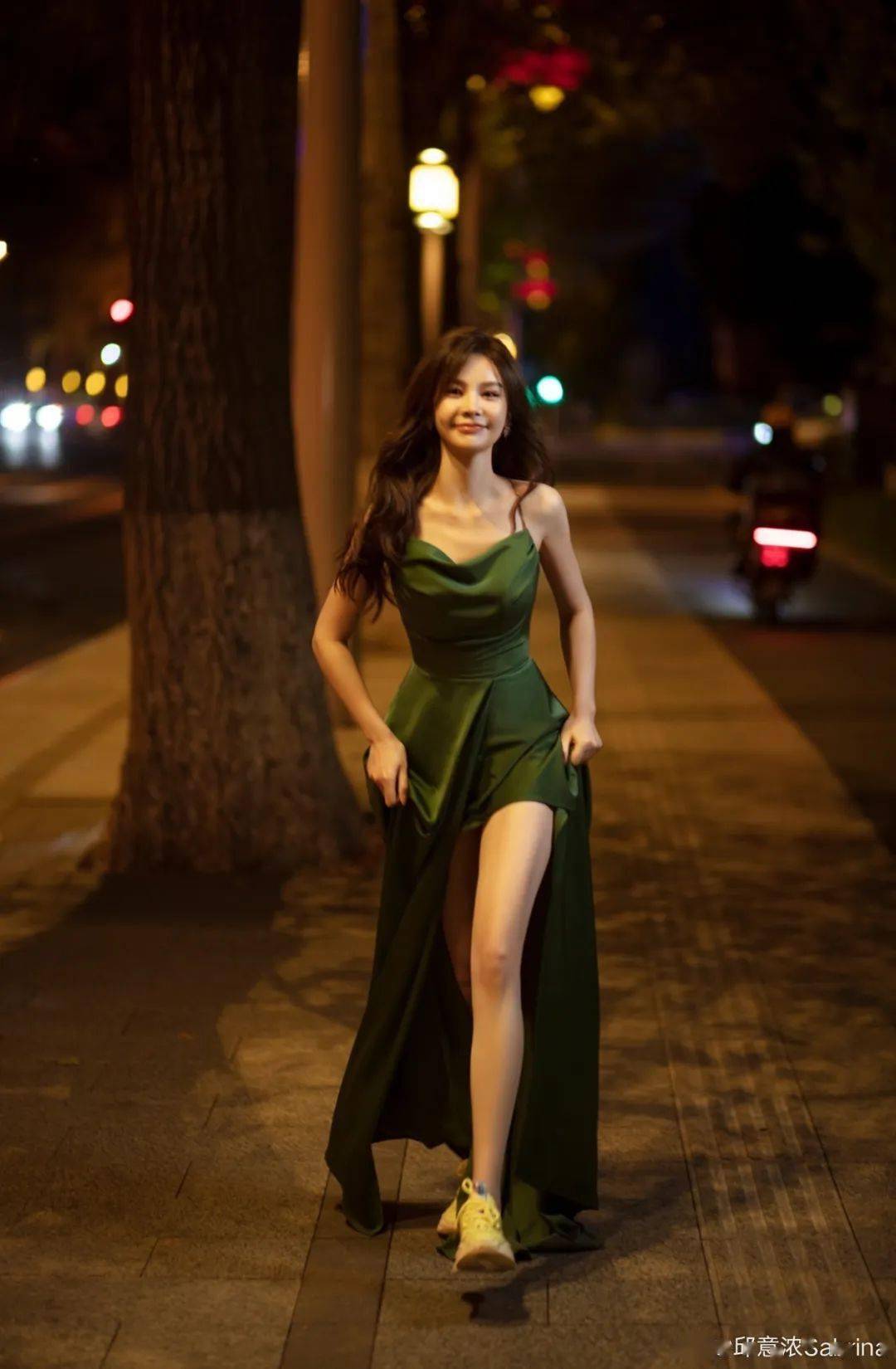 新一代晶女郎,我喜欢_邱意浓_身材_接班人