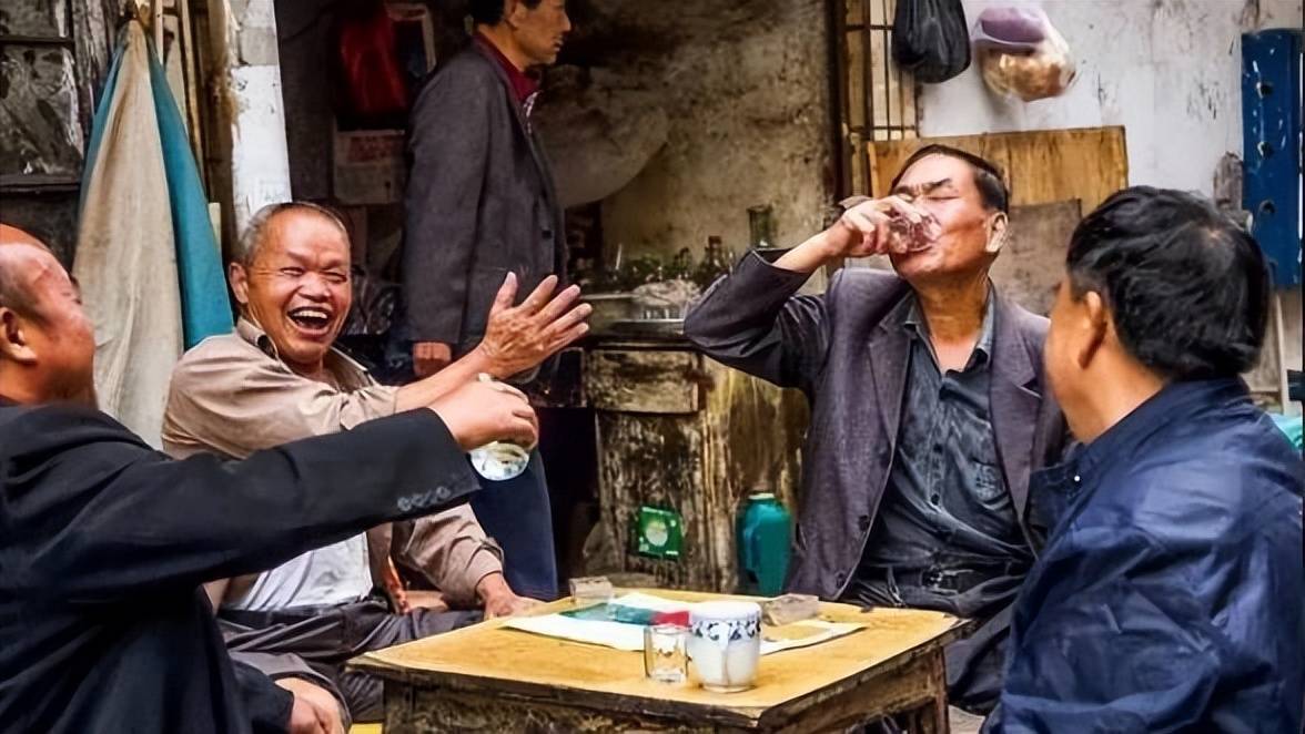 现在的年轻人喝酒的时候一般都将目光放在茅五剑身上,其实殊不知在