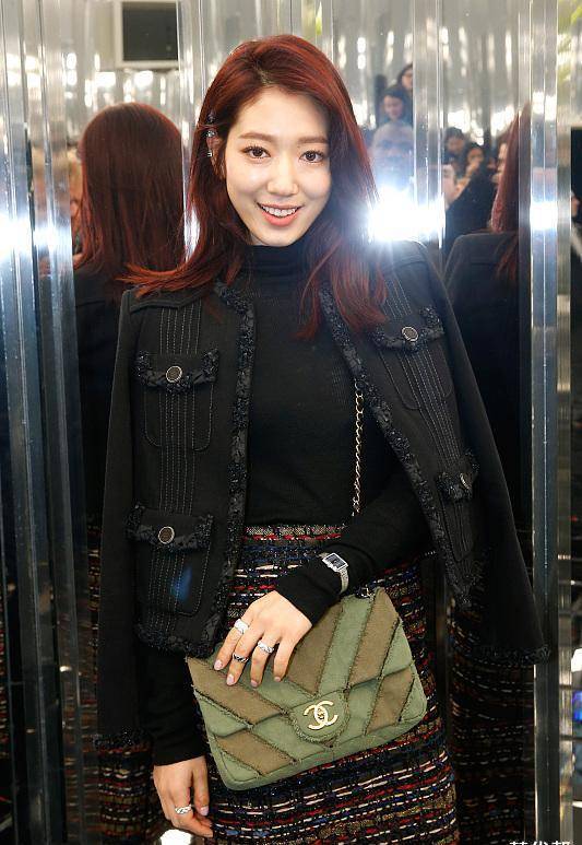 朴信惠"民族风长裙",搭配职场装,身材修长,气质如兰_香奈儿_风格_造型