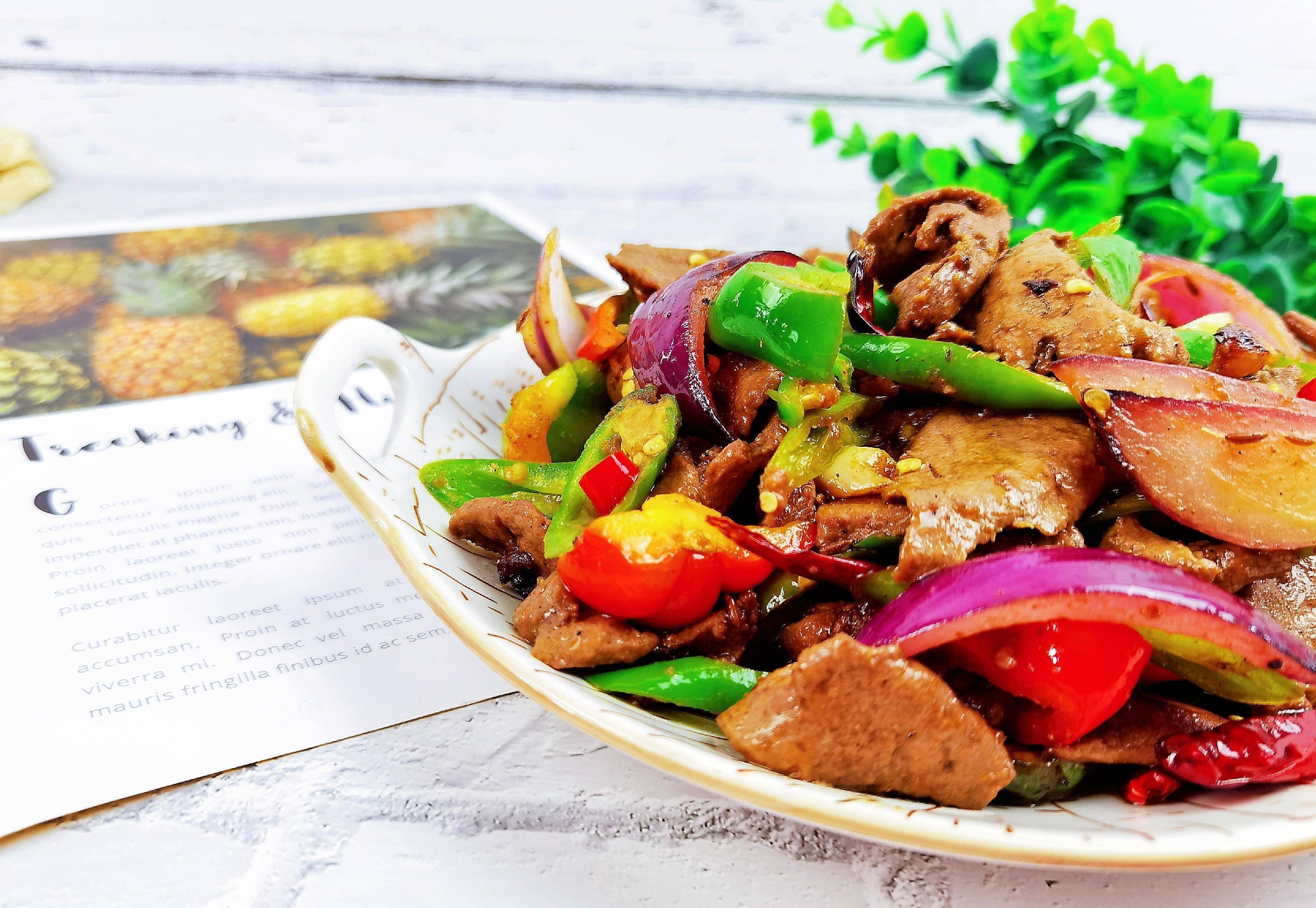 6块钱香辣爆炒1大锅,鲜嫩又下饭,想敲锣打鼓安利