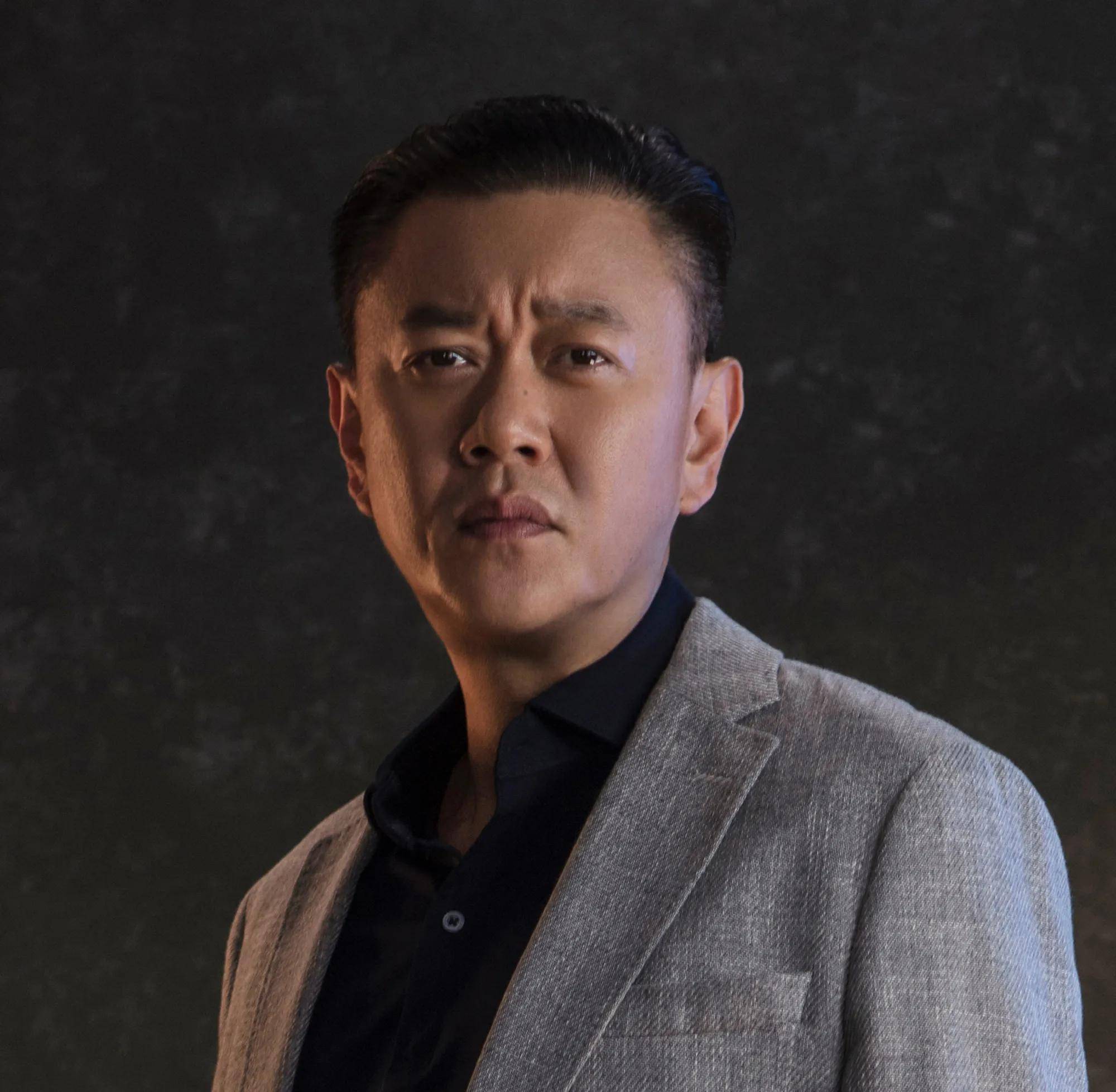 冯嘉怡:开着四百人公司却甘心当配角,爱着初恋多年53岁仍是单身_时候