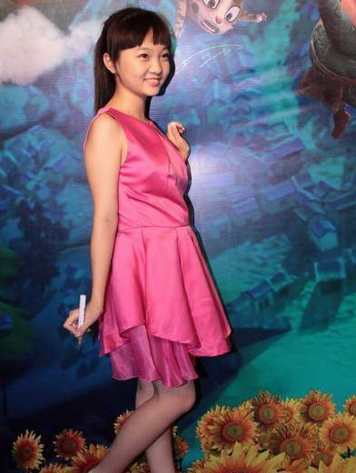 21岁宛如40岁大婶,近照胖到认不出,有种"失望"叫林妙可长大.