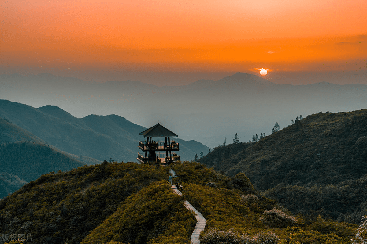 夕阳 夕阳无限好”——诗歌中夕阳意象的意境美_落日_生命_斜阳