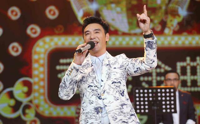 5亿,现任助他过难关_钟镇涛_都经历过_喜剧