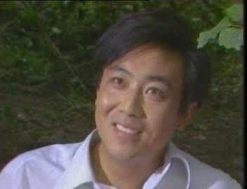 中饰演的参谋长少剑波;1988年在电视剧《绿荫》中饰演的班主任何子