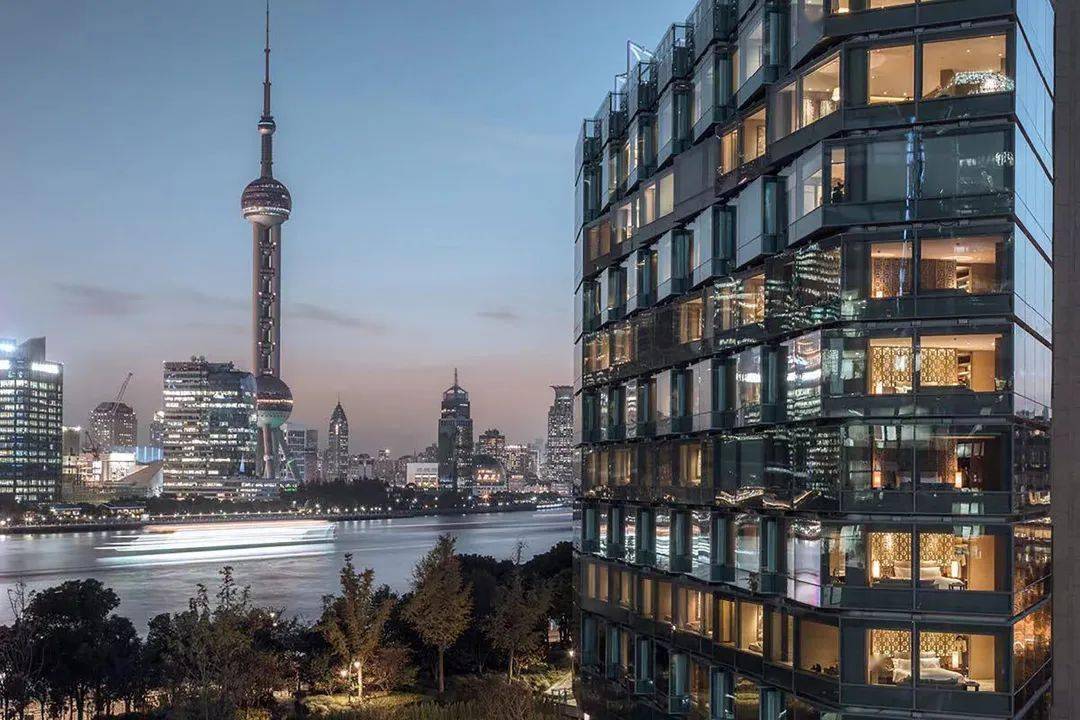 【外滩悦榕庄】凭270°江景露台成传奇!063999住2晚江景房!