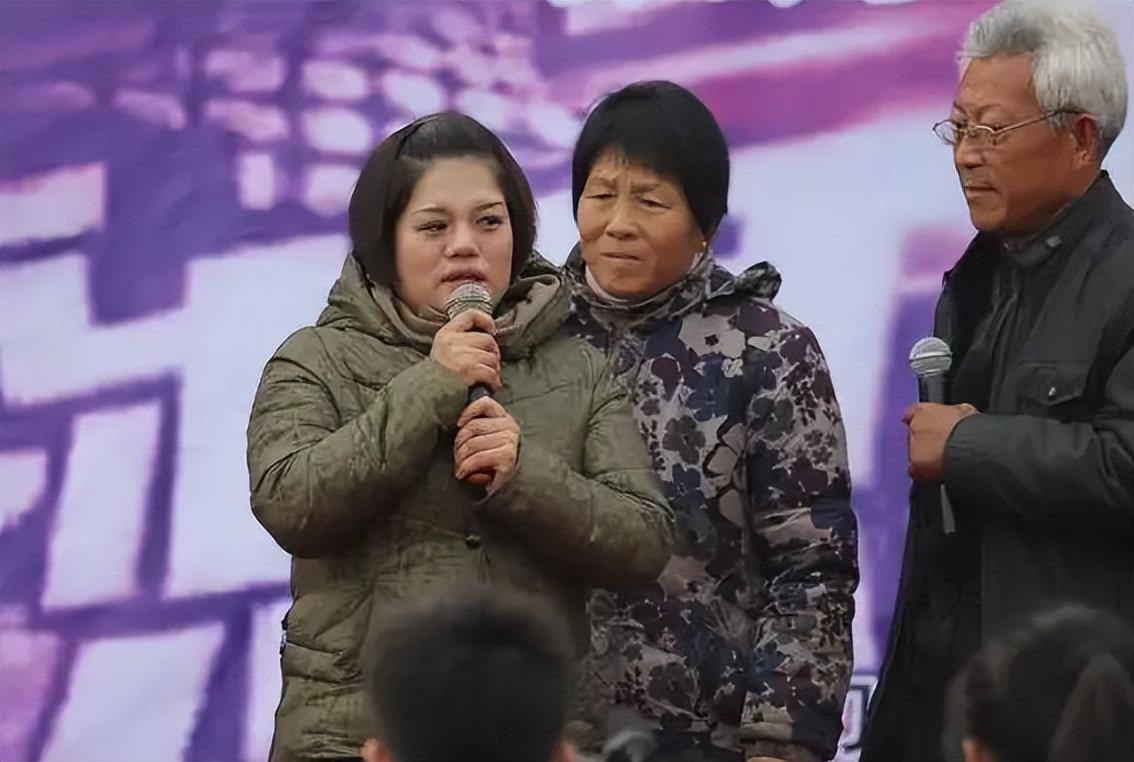 星光大道山楂妹:走红后拒绝认亲,回应:我当年差点冻死在雪地_张月乔