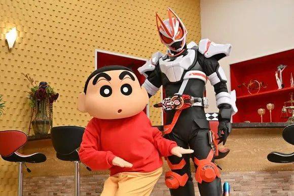 假面骑士geats联动蜡笔小新,相关视频将在这周末放送_动漫_形象_影像