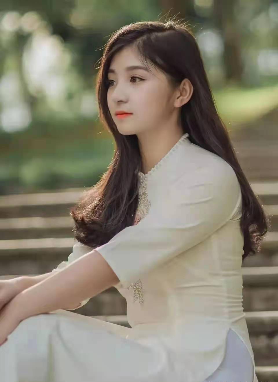 33岁大龄剩女相亲吃饭遇奇葩被冤枉:你不就是来蹭吃的吗_朋友_前妻