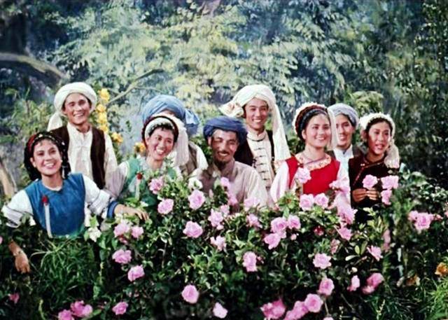 上映61年,岁月沧桑,杨丽坤永恒,其他5主演健在_阿鹏_苍山_莫梓江