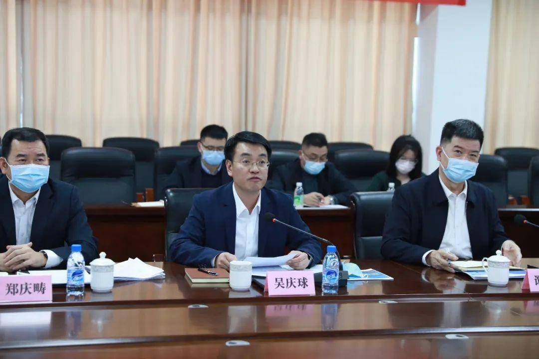 广东省东莞市虎门镇党委副书记,镇长吴庆球以《致力打造大湾区时尚