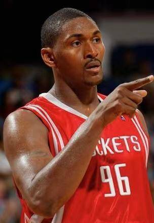 中国歌手高新新:与nba黑人球星交往,同居后被暴打至肛裂_阿泰斯特