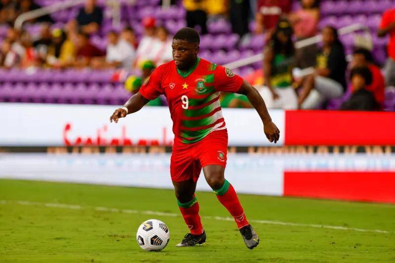 苏里南,足球天才井喷的小国_荷兰_亨利_世界杯