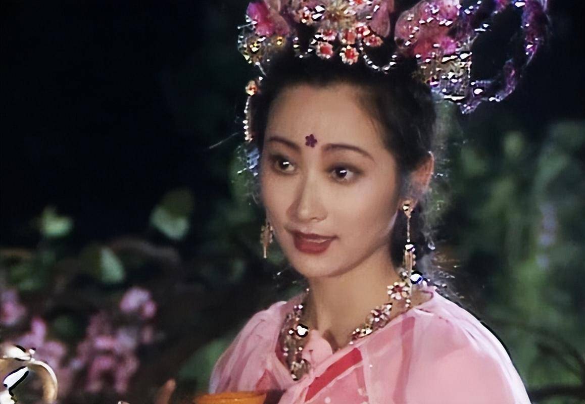 回族,国外华人舞蹈家,1983版电视剧《西游记》中杏仙的扮演者