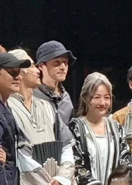 散了吧!胡歌、薛佳凝没复合,男方经纪人回应同框原因_搜狐网
