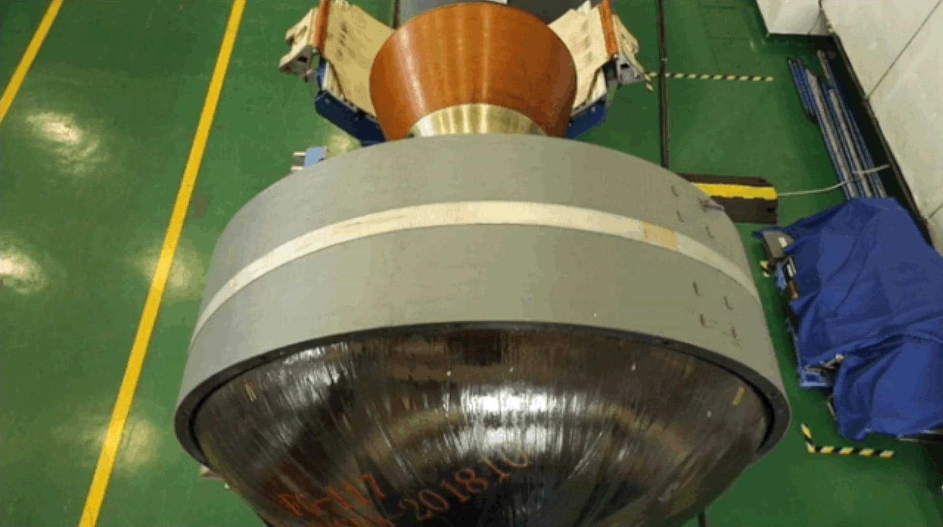 2米直径的固体燃料子级,其中一子级装药45吨的固体火箭发动机推力达到