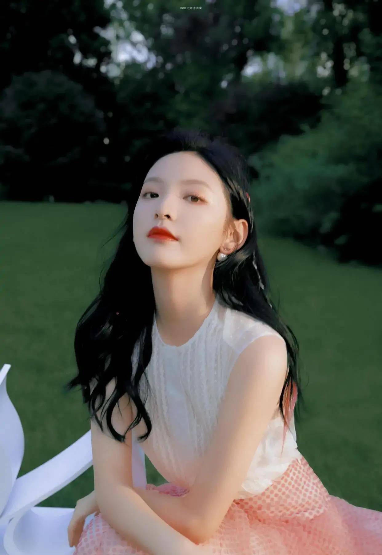 章若楠成为"男神收割机",前有许光汉后有蔡徐坤,初恋脸真吃香_网友