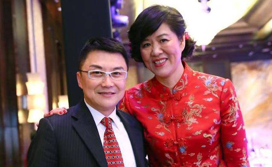 白浪28岁依旧单身,郎平直言不想带外孙,真实原因让人心疼_中国女排