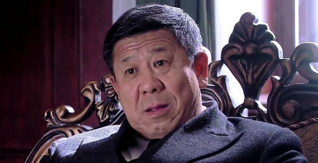 《悬崖》周乙究竟做了一件什么事?