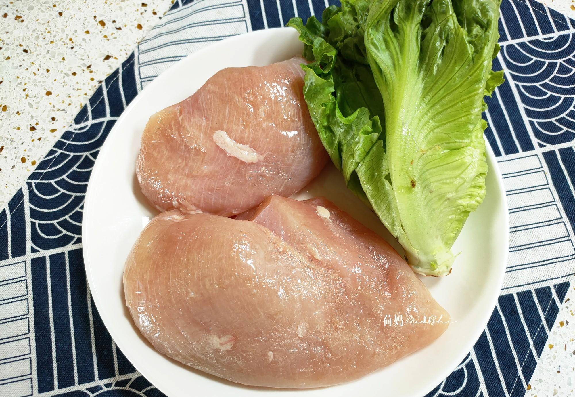 低卡的孜然鸡脯肉,香辣可口,香气四溢,一盘上桌不够吃_减肥_净化_肉类