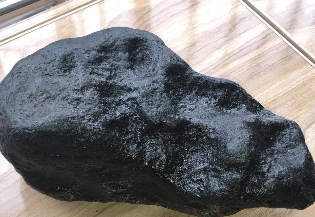 假如你要想致富,请听李哥谈石头,保你心乐知足(11)_陨石_地球_表面