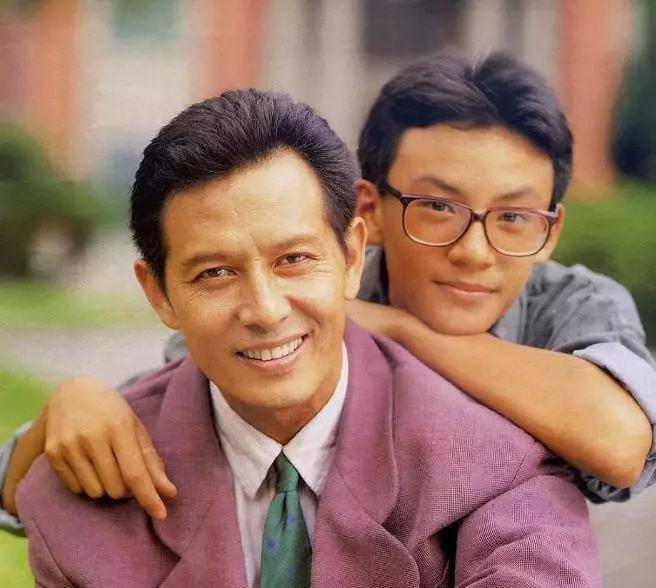 张震爸爸演《喜宝》男主,30岁进圈,70岁成常青树,老了也帅_张国柱