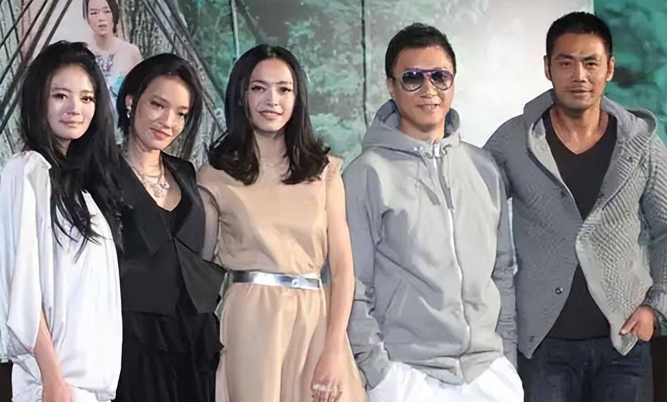 拍《潜伏》时,孙红雷突然对姚晨大吼:你是木头脑袋啊,咋那么笨_姜伟