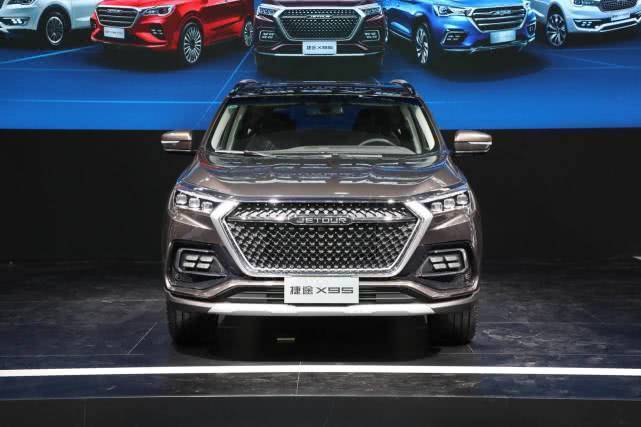 奇瑞使出杀手锏,配12个音响和双大屏_搜狐汽车_搜狐网