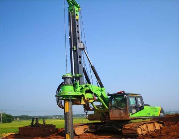 山地挖孔"五兄弟",电网建设神助手_钻机_电建_直径