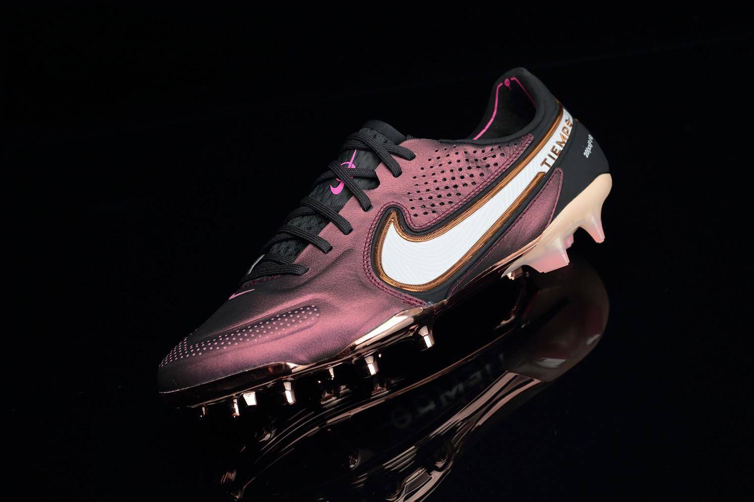 耐克tiempo legend 9 elite世界杯配色足球鞋_传奇_系列_设计