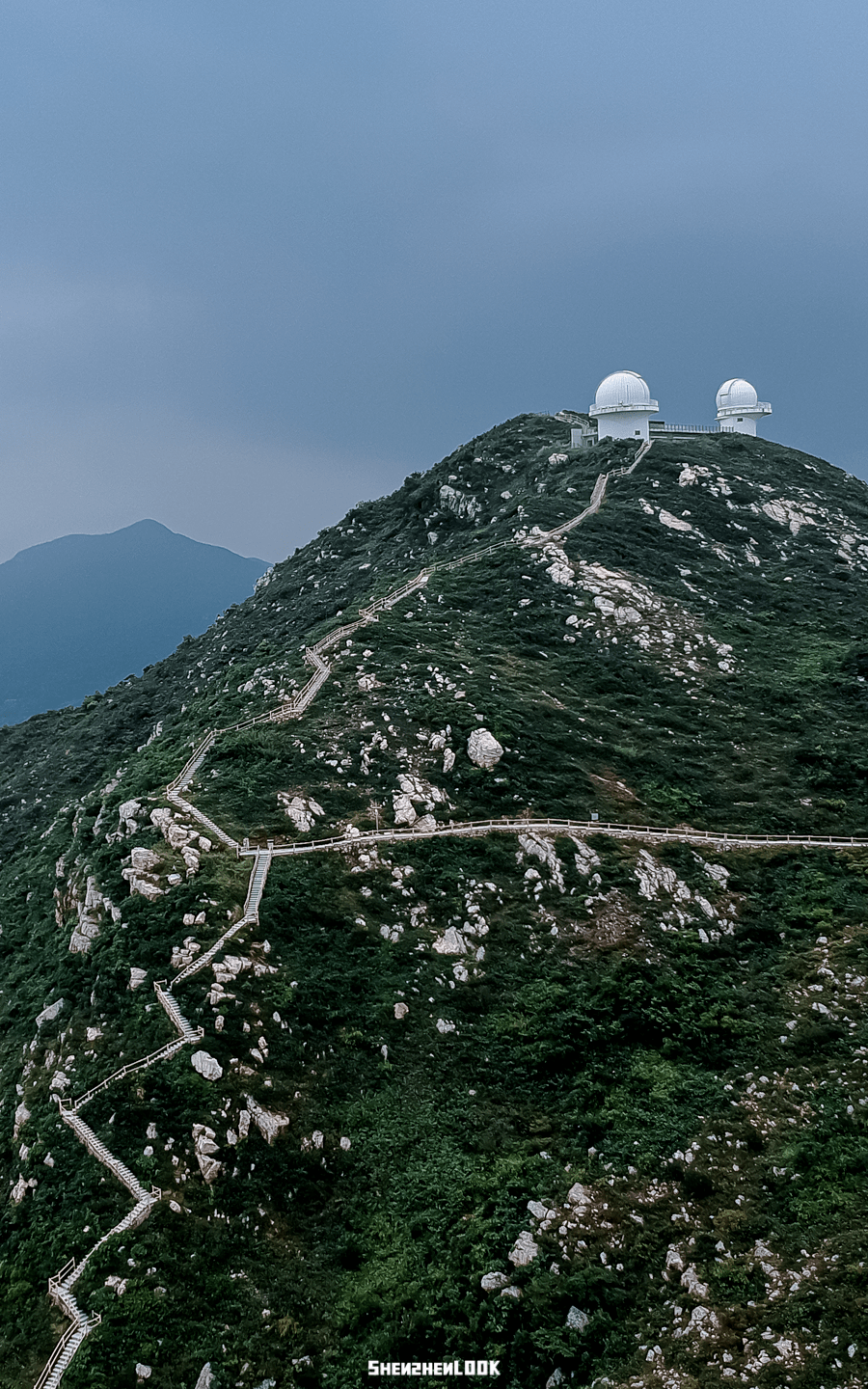 光明顶天文台图片