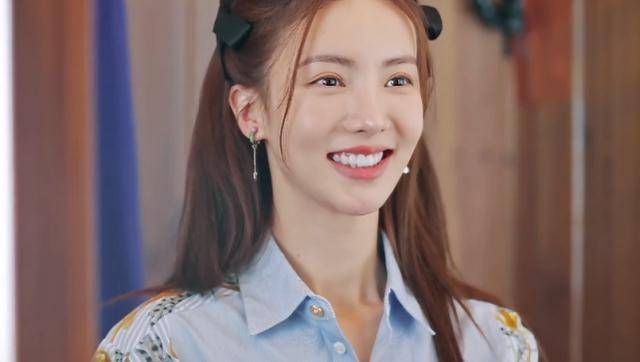 金晨的牙齿为何又白又亮?