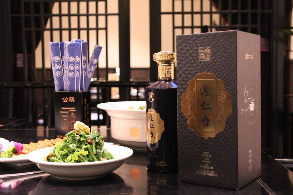 酒桌上划拳,大家为啥要喊"五魁首""八匹马"?