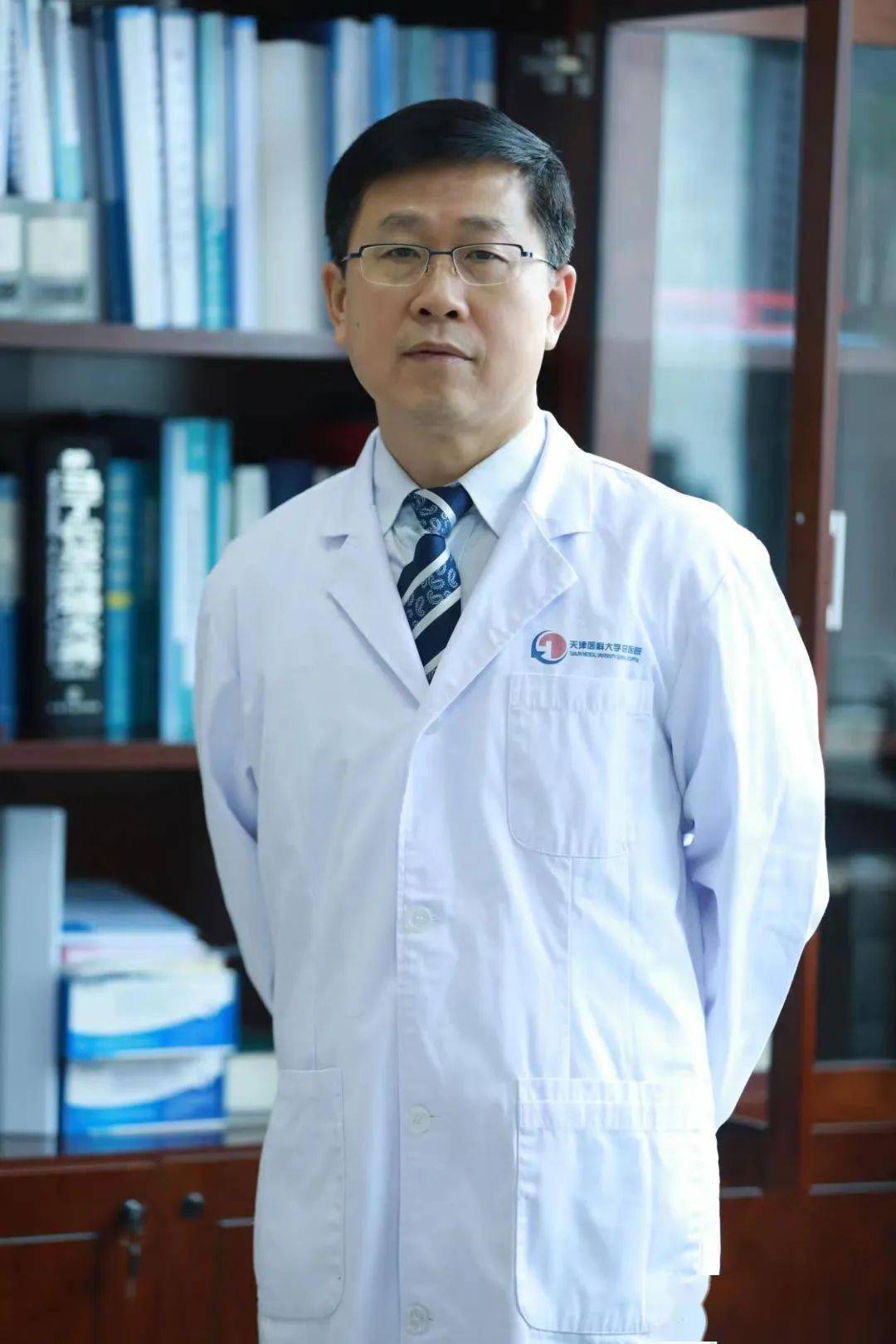 21:00直播(用药篇)|不用跑医院,在家问医生_义诊_答题_李正