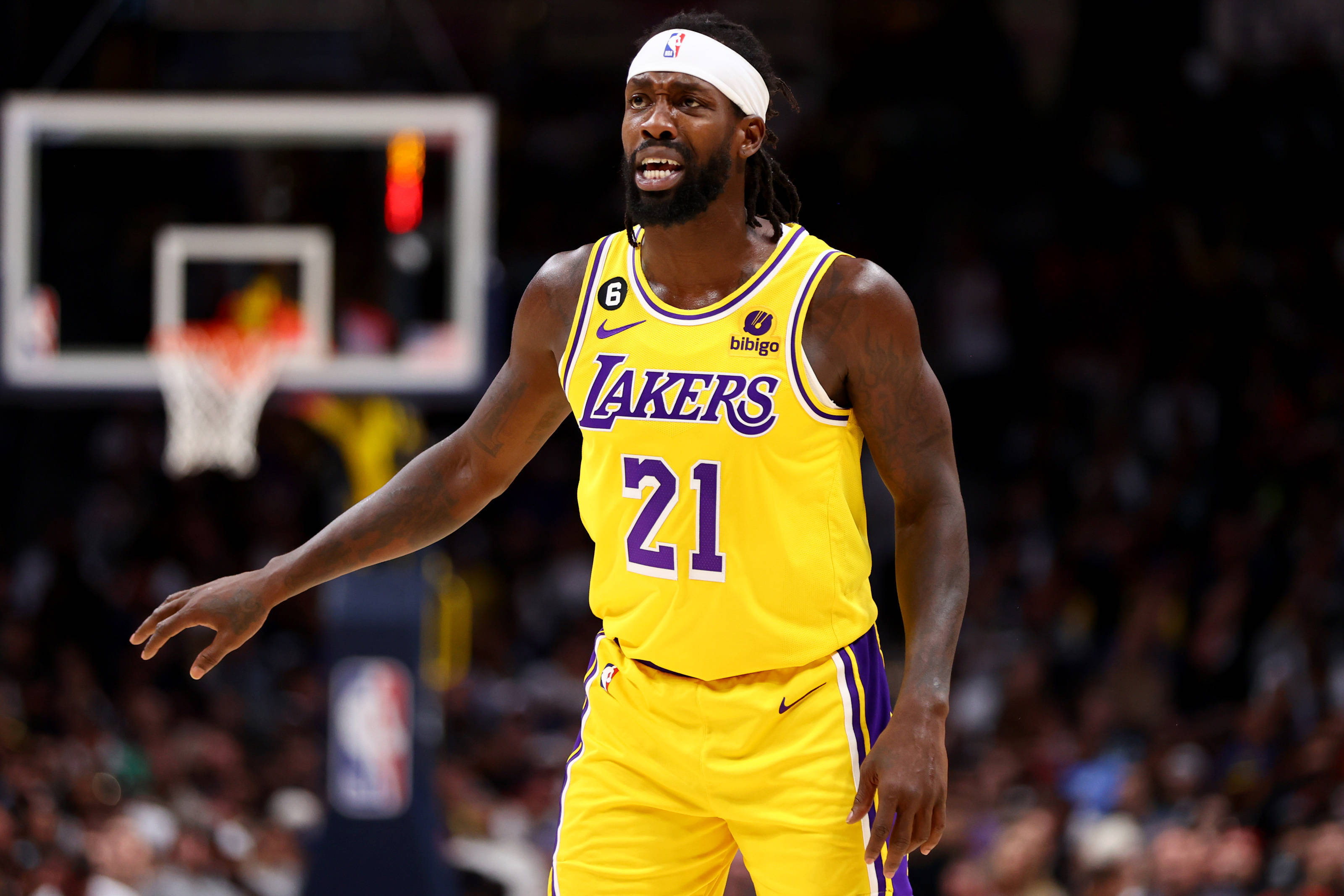 实力不是主因,或与贝弗利有关_马特里安_湖人_本赛季