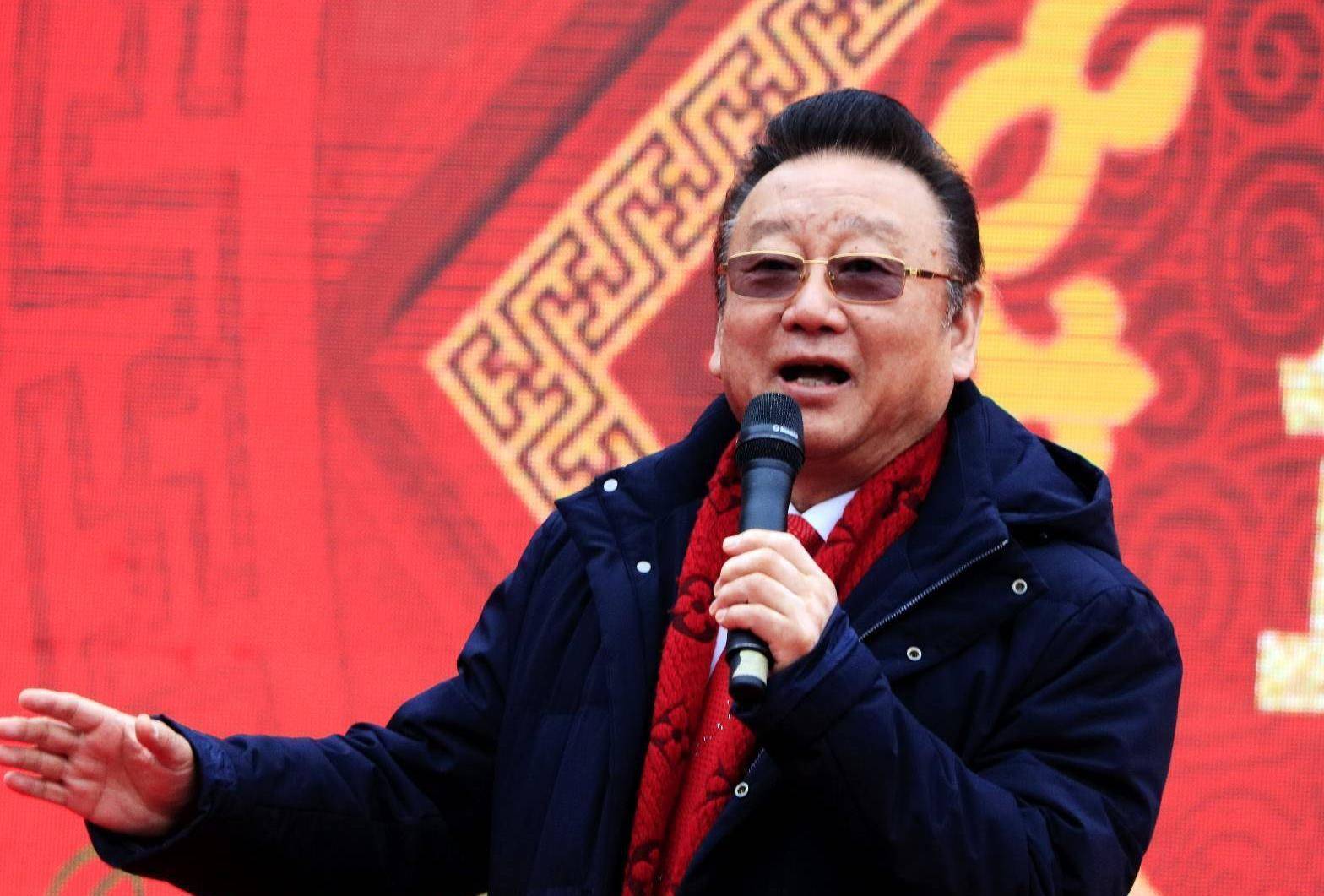 蒋大为暗讽朱之文引民愤,清空微博去国外,如今回国继续捞金_生活_中国