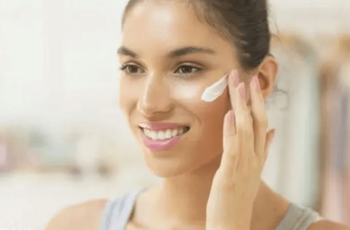 皮肤不好的女人，建议试试这5款“面霜”，修护保湿、摆脱烂脸 
