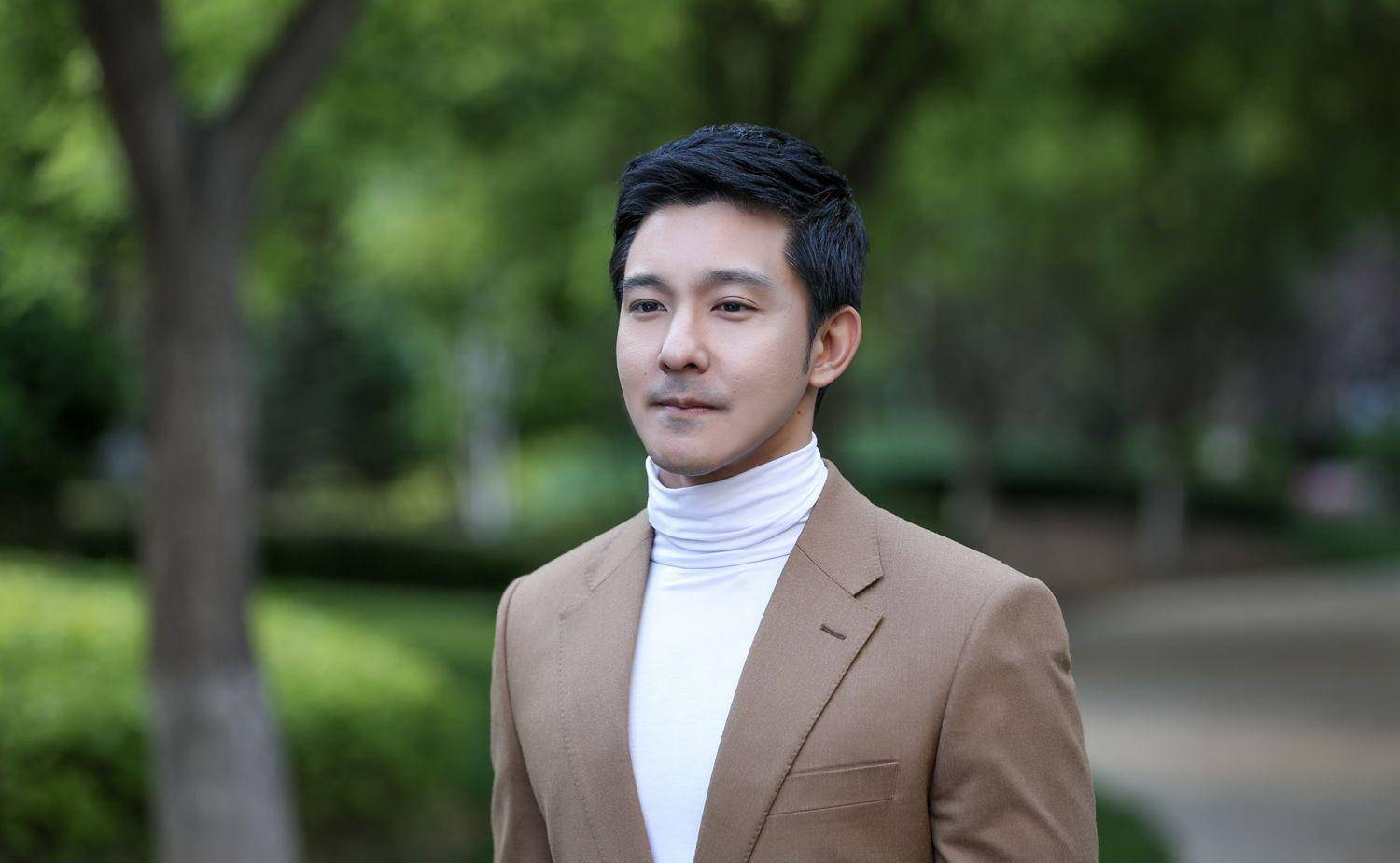 其实在娱乐圈中如立威廉这样的演员并不止他一个,比如谁见了都想喊