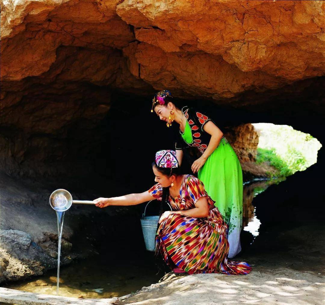 被称"中国三项目伟大工程之一",孕育吐鲁番的坎儿井源自何方?