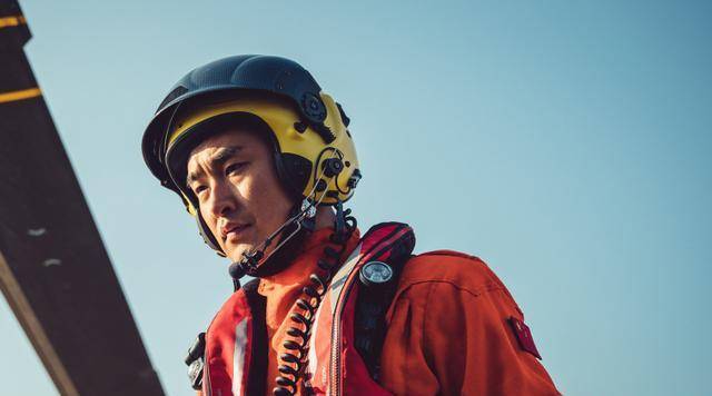 王彦霖搞笑第一名不假,没想到被《紧急救援》看哭了,演技一级棒_赵呈