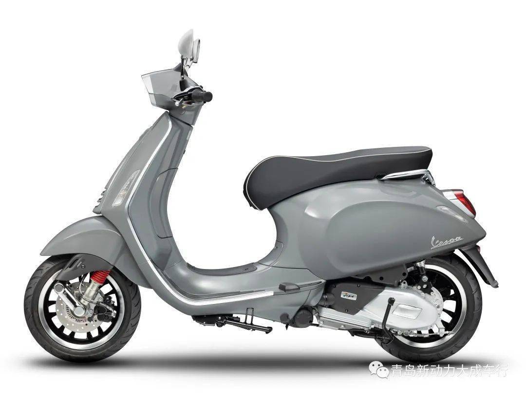 2022款 sprint系列外观保持vespa踏板摩托车经典外观设计风格勾勒出