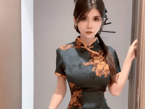 喜欢发大尺度照片?狗头萝莉正面回应!_菩萨_生活_观众